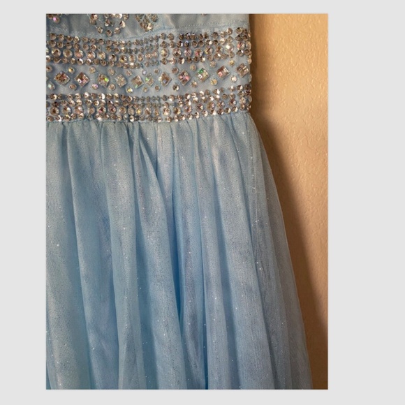 Windsor Dress Sz S Light blue with beaded bodice halter top maxi princess prom - Picture 8 of 9